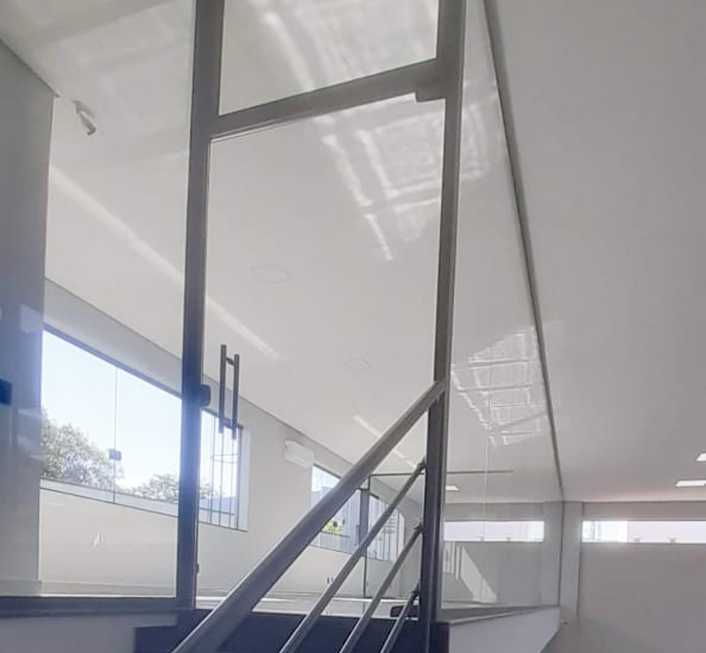 Home 02