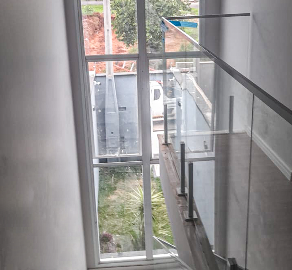 Home 03a